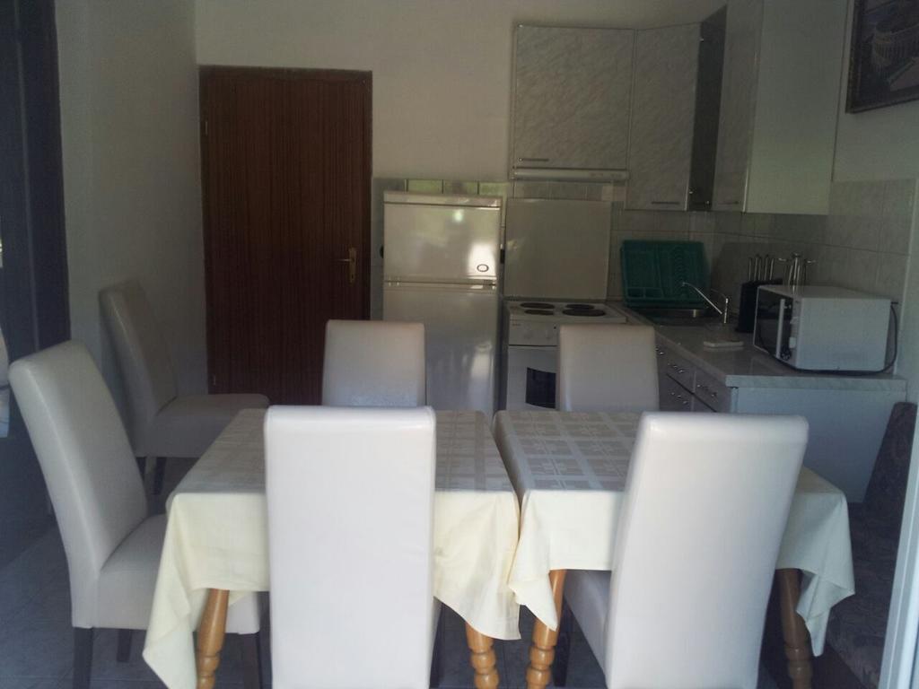 Apartments Jaca Banjol Chambre photo